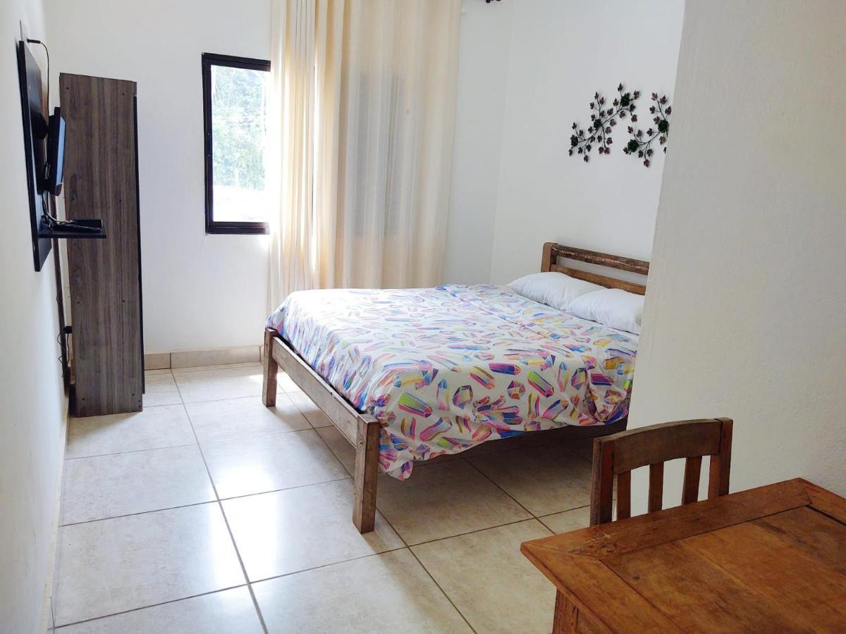 Hostel Dela Тирадентис Экстерьер фото